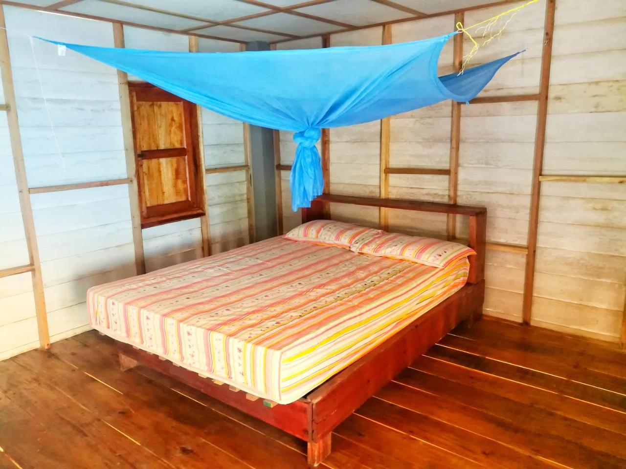 Lae Tawan Bungalow 昌岛 外观 照片